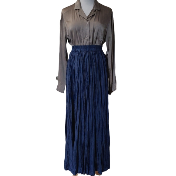 Silk blouse - Picture 1 of 5